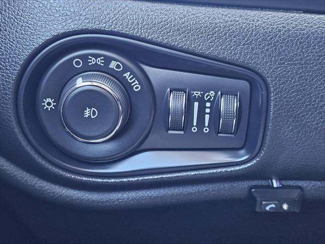 used 2022 Jeep Renegade car, priced at $18,100