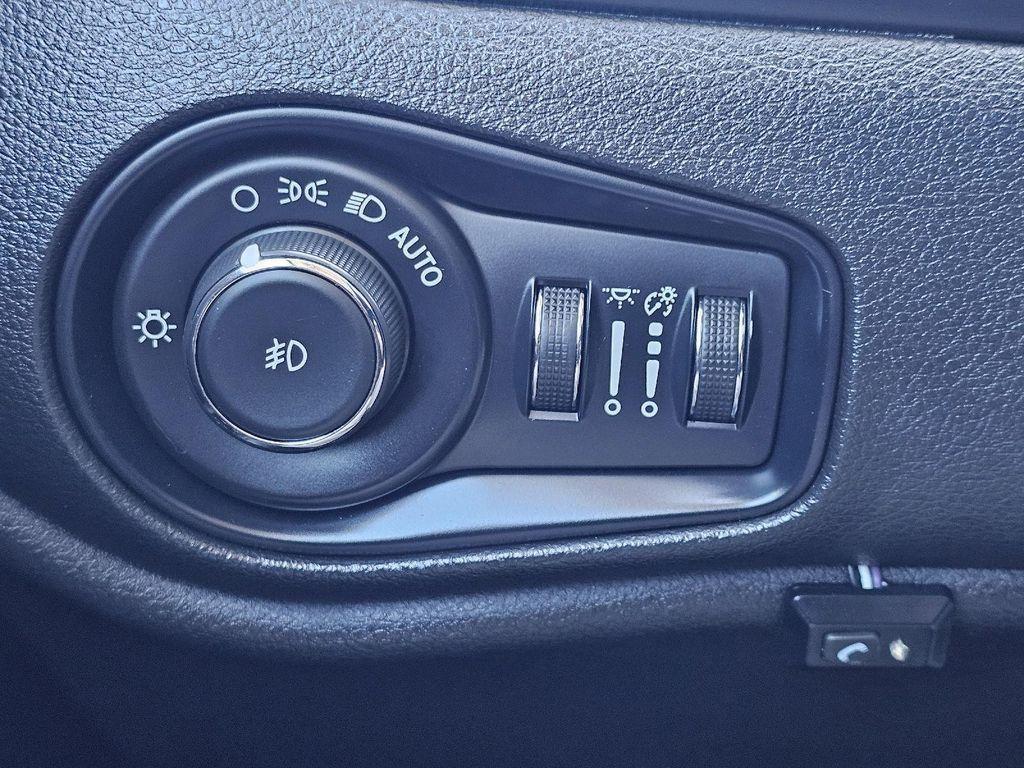 used 2022 Jeep Renegade car, priced at $17,400