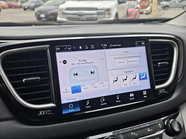 used 2022 Chrysler Pacifica car, priced at $20,800
