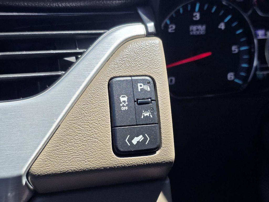used 2020 GMC Yukon XL car, priced at $29,700