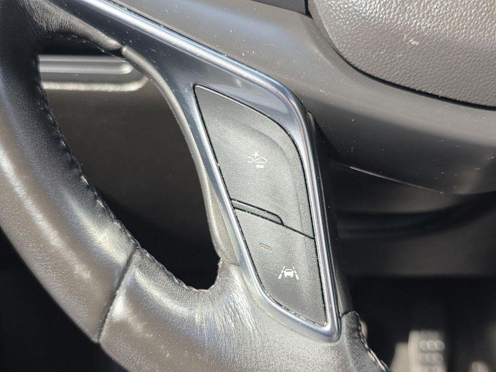 used 2020 Cadillac XT5 car, priced at $18,300