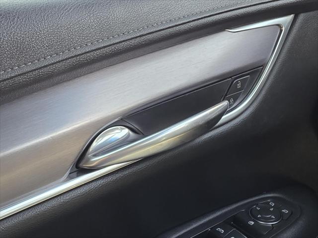 used 2020 Cadillac XT5 car, priced at $19,800