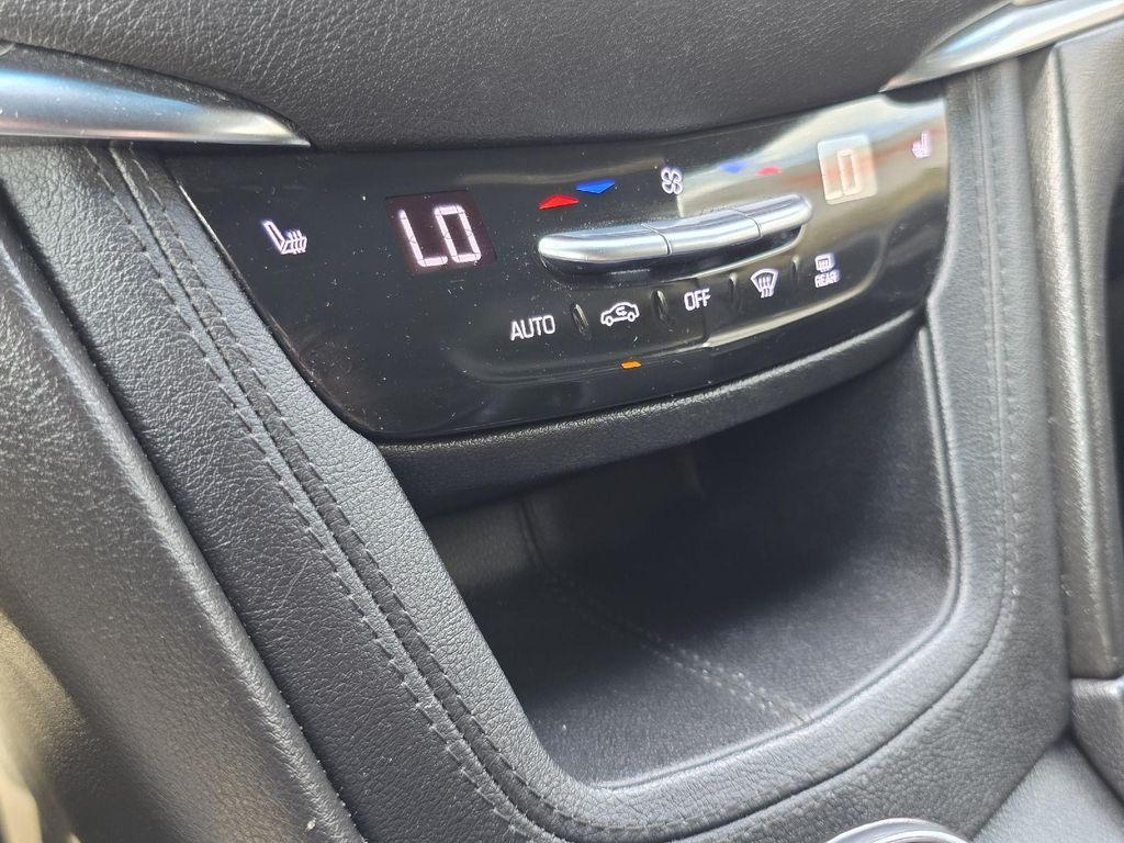 used 2020 Cadillac XT5 car, priced at $18,300