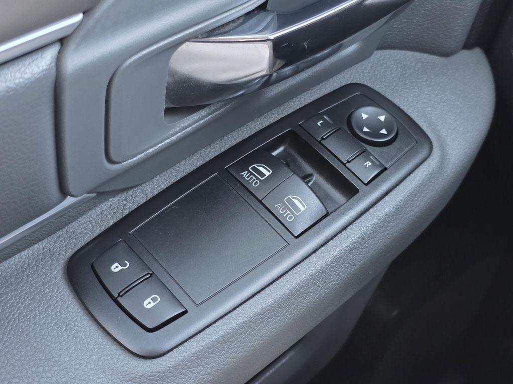 used 2014 Ram 1500 car, priced at $16,746