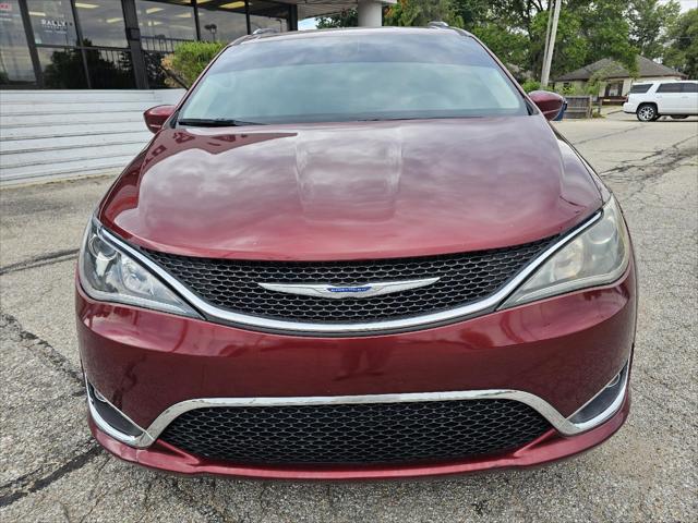 used 2019 Chrysler Pacifica car, priced at $16,833