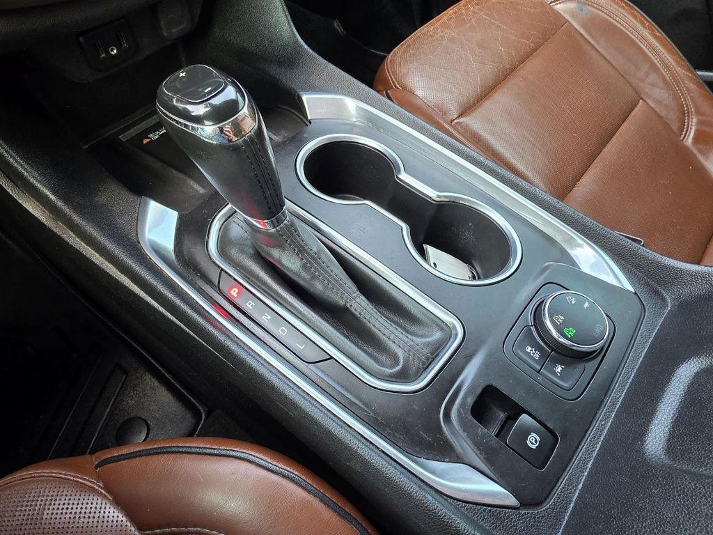 used 2019 Chevrolet Traverse car, priced at $22,990