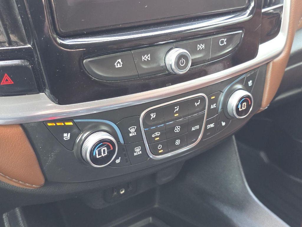 used 2019 Chevrolet Traverse car, priced at $22,990