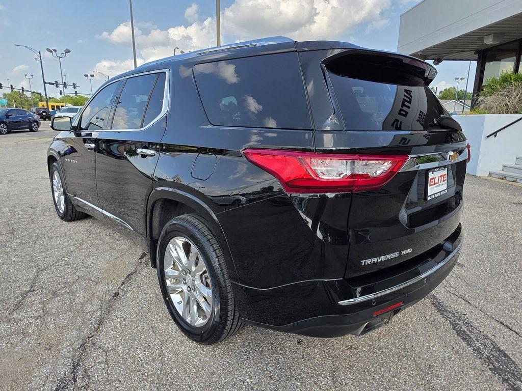 used 2019 Chevrolet Traverse car, priced at $22,990