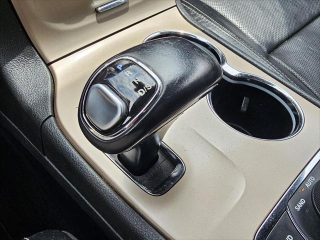 used 2015 Jeep Grand Cherokee car, priced at $15,600