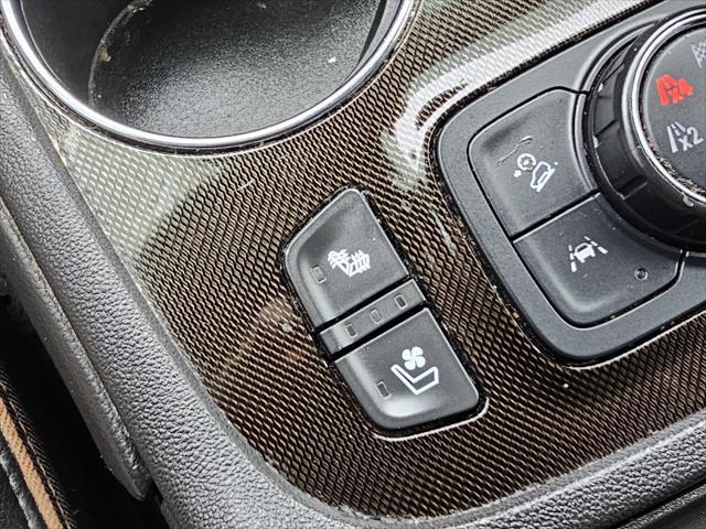 used 2023 GMC Acadia car, priced at $27,000