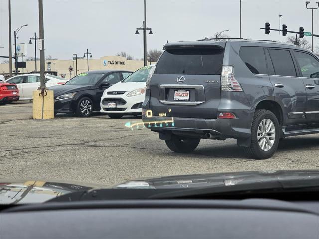 used 2023 GMC Acadia car, priced at $27,000