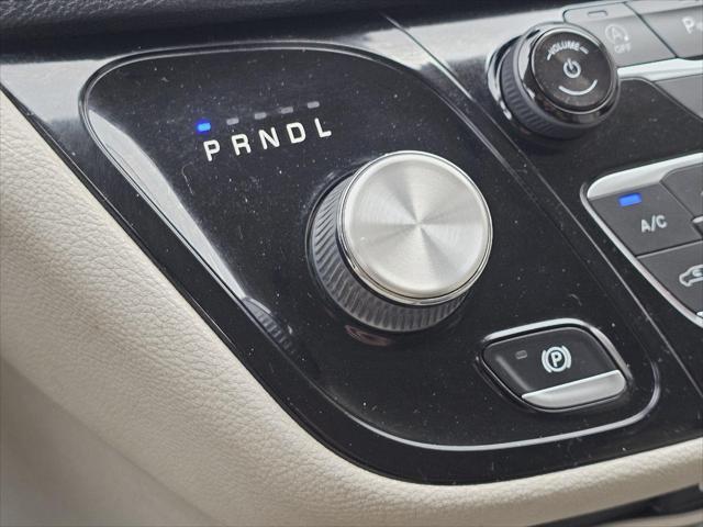 used 2021 Chrysler Pacifica car, priced at $18,000