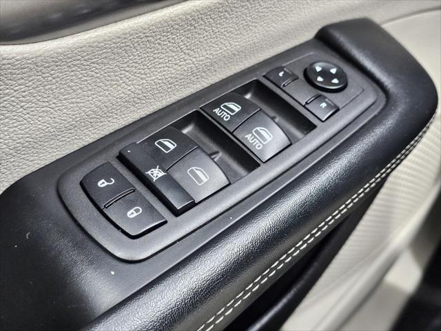 used 2021 Chrysler Pacifica car, priced at $18,000