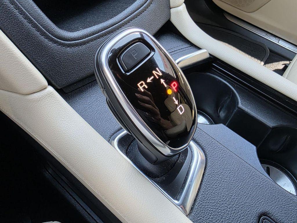 used 2019 Cadillac XT5 car, priced at $18,840