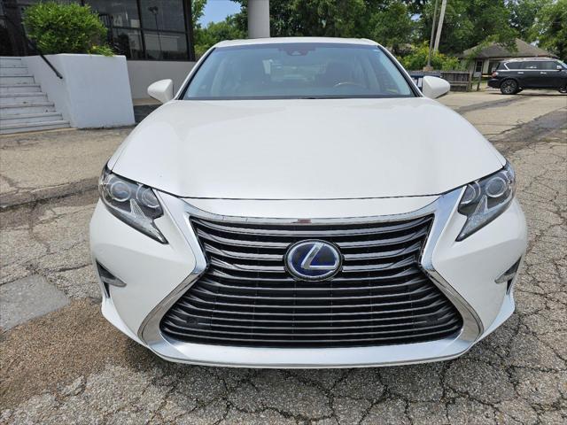 used 2016 Lexus ES 300h car, priced at $18,900