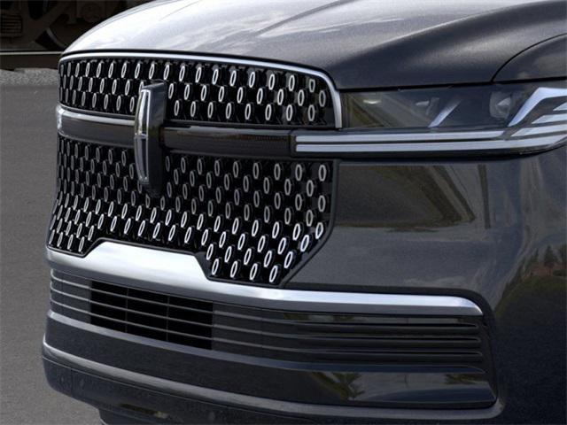 new 2025 Lincoln Navigator car, priced at $101,590