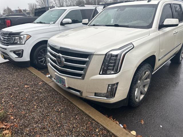 used 2015 Cadillac Escalade car, priced at $24,981