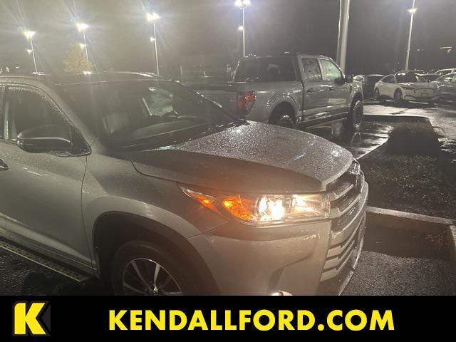 used 2018 Toyota Highlander car, priced at $29,981