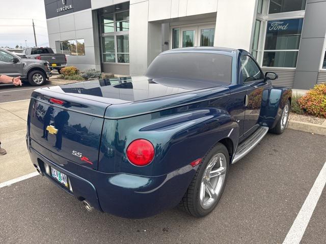 used 2005 Chevrolet SSR car