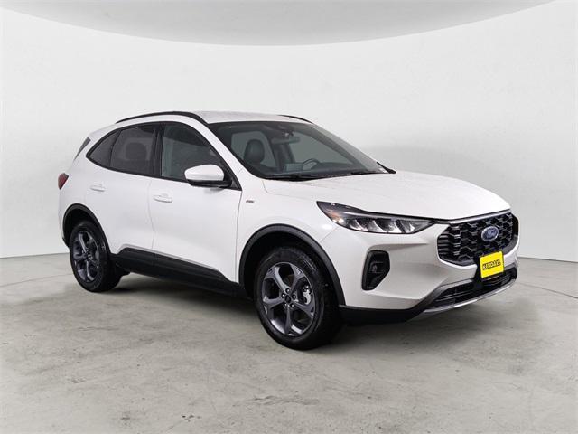 used 2025 Ford Escape car, priced at $28,989