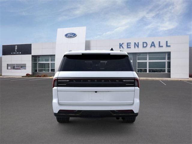 new 2025 Lincoln Navigator car, priced at $108,365