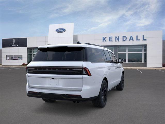 new 2025 Lincoln Navigator car, priced at $108,365