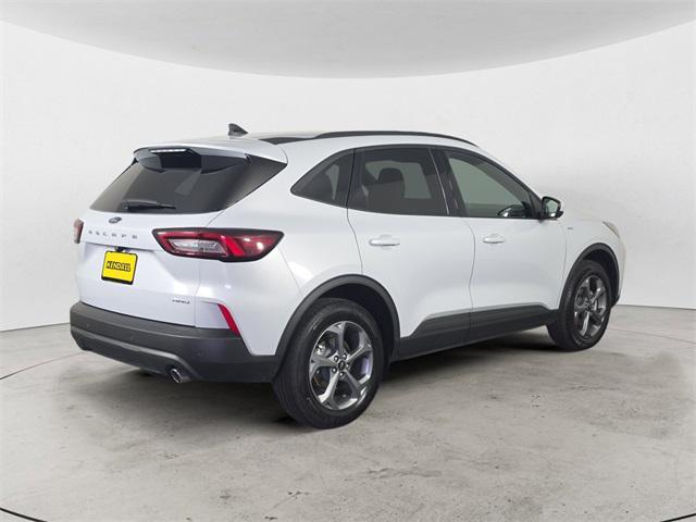 used 2025 Ford Escape car, priced at $27,989