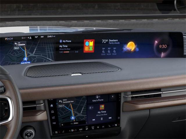new 2025 Lincoln Navigator car, priced at $109,540