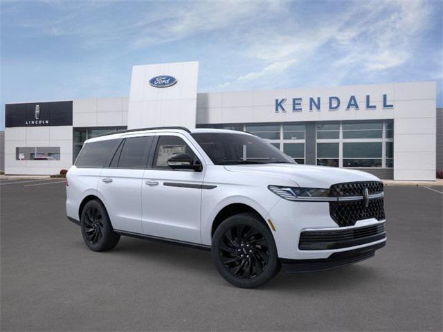 new 2025 Lincoln Navigator car, priced at $105,435