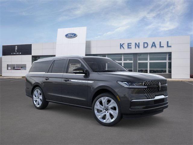 new 2025 Lincoln Navigator car, priced at $108,790