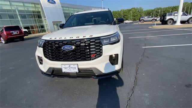 new 2025 Ford Explorer car, priced at $60,590