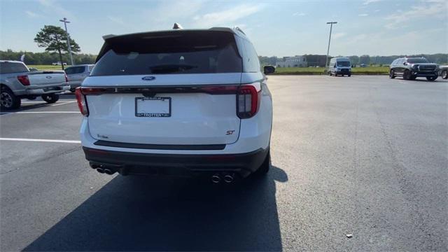 new 2025 Ford Explorer car, priced at $60,590