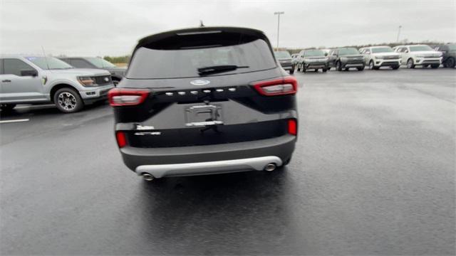 new 2025 Ford Escape car, priced at $28,990