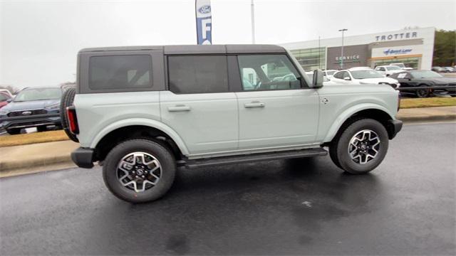 new 2024 Ford Bronco car, priced at $51,325