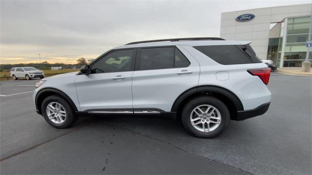 new 2025 Ford Explorer car, priced at $44,165