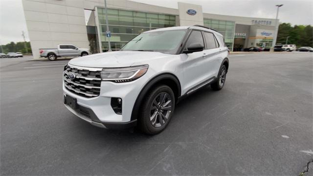 new 2025 Ford Explorer car, priced at $48,205