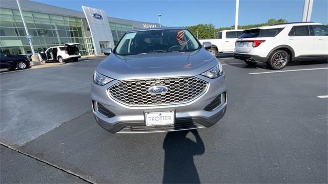 used 2024 Ford Edge car, priced at $29,980