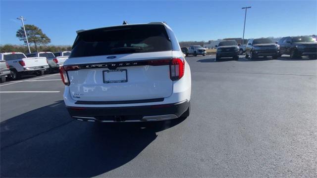 new 2025 Ford Explorer car, priced at $44,305