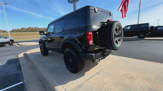new 2025 Ford Bronco car, priced at $46,165