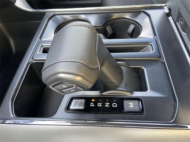 new 2025 Ford F-150 car, priced at $58,670