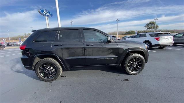 used 2018 Jeep Grand Cherokee car, priced at $17,875