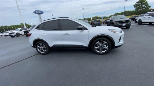 used 2025 Ford Escape car, priced at $24,990