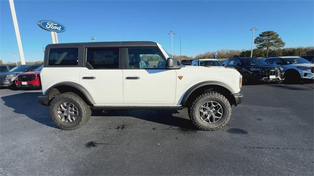 new 2025 Ford Bronco car, priced at $58,895