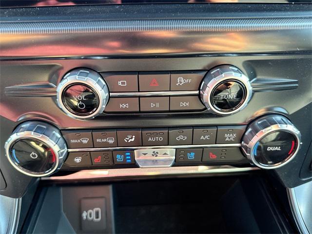 new 2025 Ford F-150 car, priced at $64,723