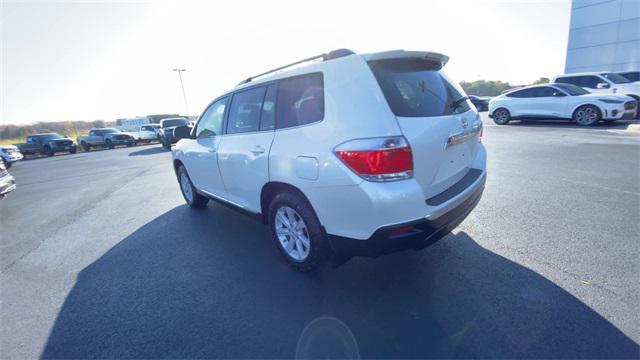 used 2013 Toyota Highlander car, priced at $10,570