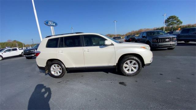 used 2013 Toyota Highlander car, priced at $10,570