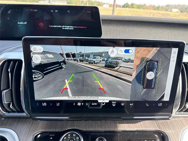 new 2025 Ford Expedition car, priced at $92,210