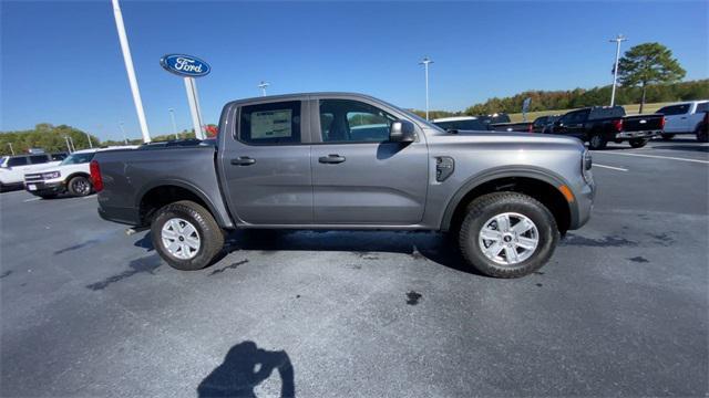 new 2025 Ford Ranger car, priced at $33,925