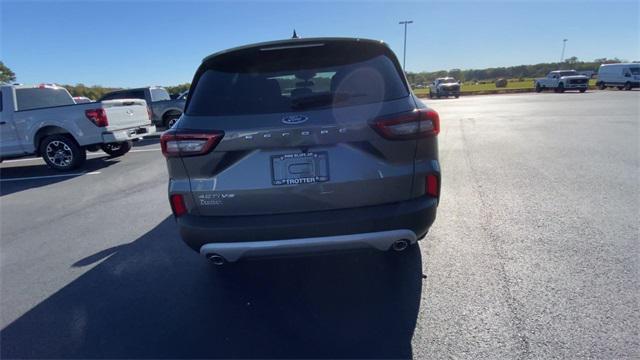 new 2025 Ford Escape car, priced at $30,330