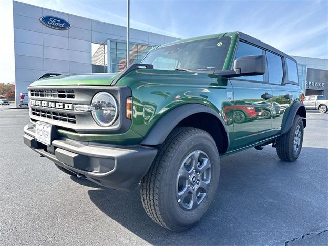 new 2025 Ford Bronco car, priced at $45,360